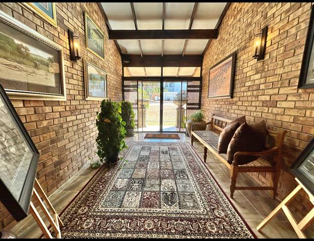 5 BEDROOM HOUSE FOR SALE IN WAVECREST